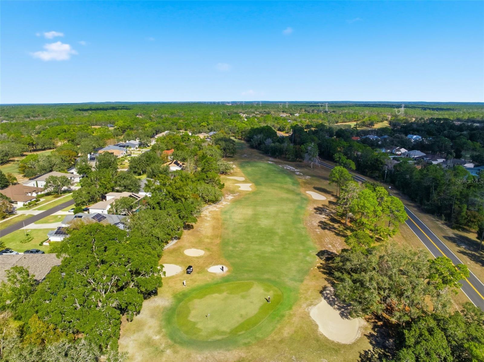 Listing photo id 96 for 31 Ryewood Circle