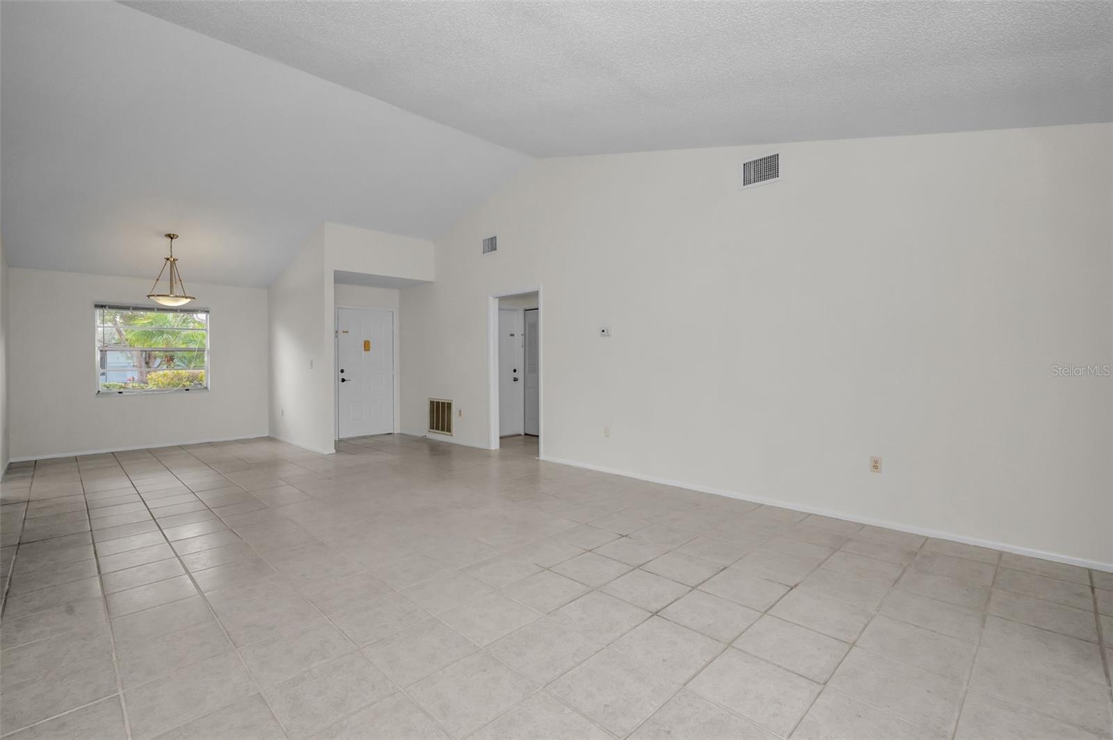 Image 9 of 42 For 7839 Mitchell Ranch Road