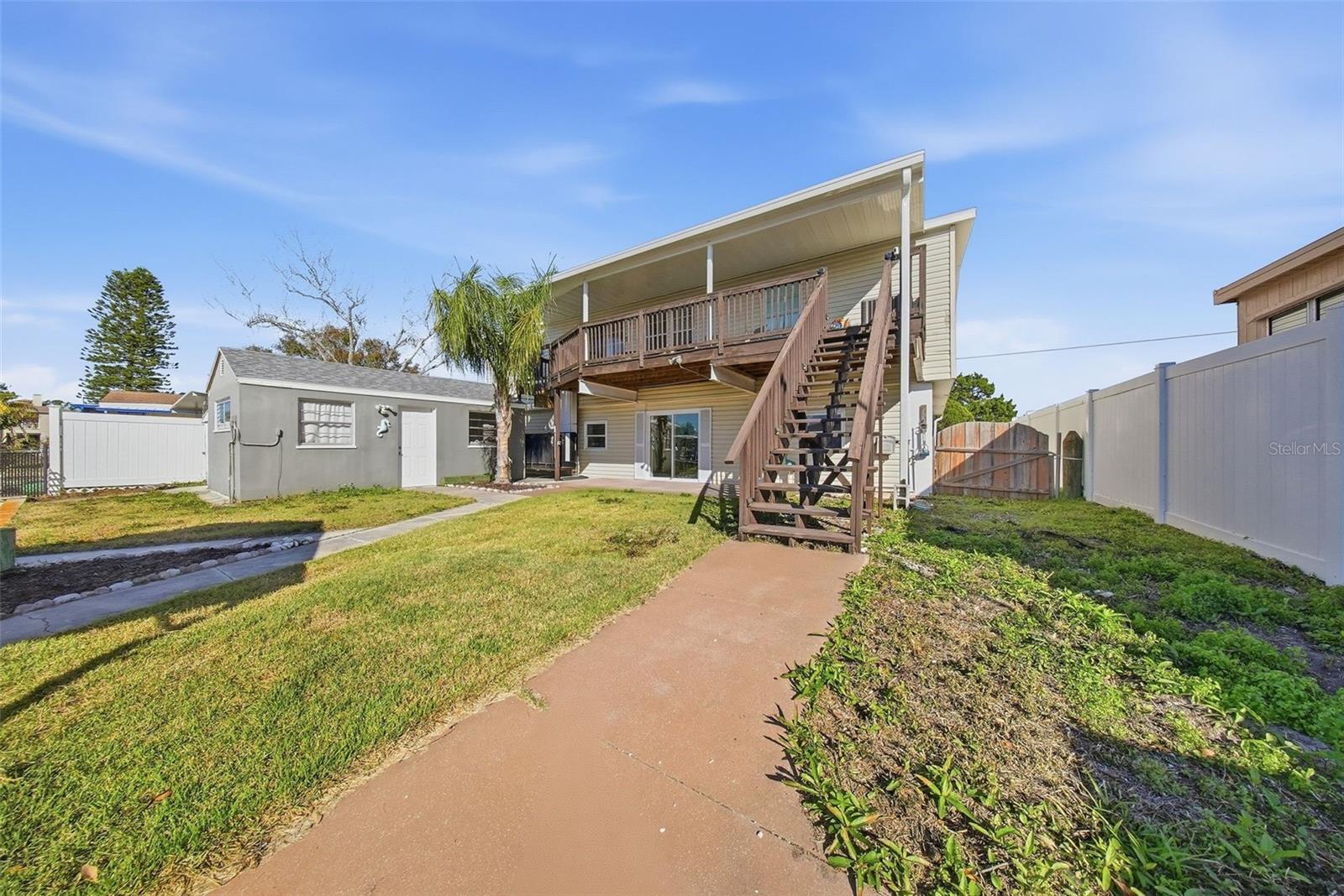 Image 46 of 84 For 13121 Beacon Court