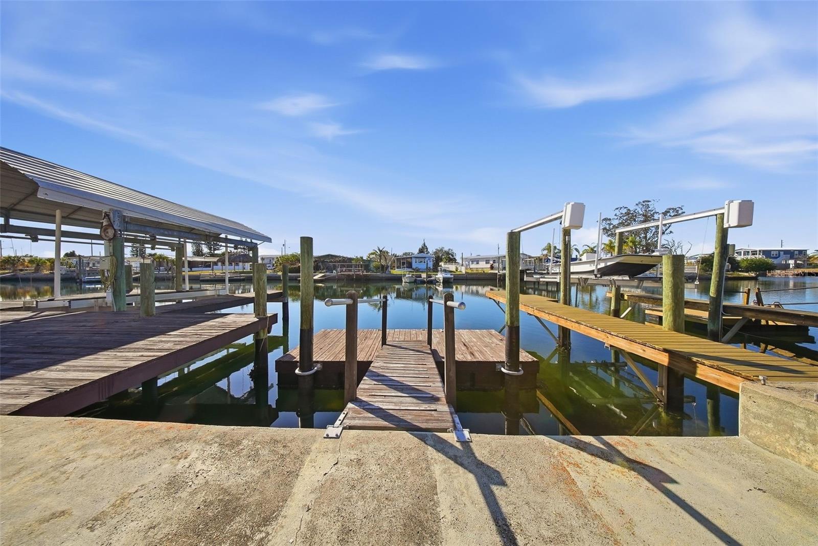 Image 51 of 84 For 13121 Beacon Court