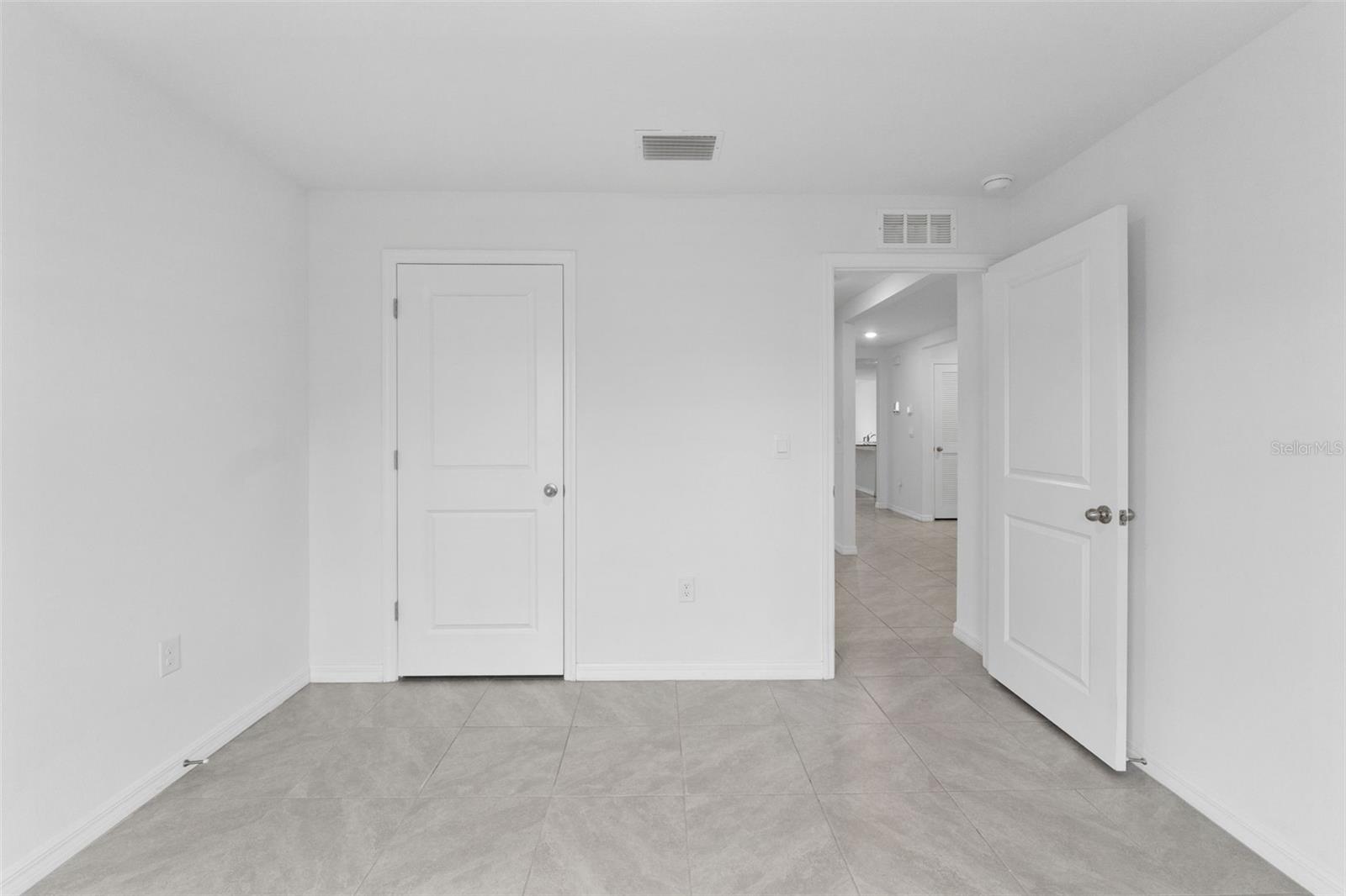 Image 17 of 81 For 7537 Gardner Street