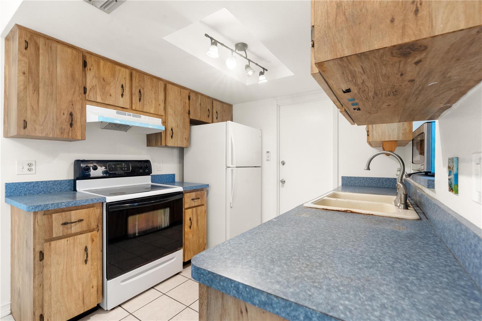 Image 18 of 29 For 1305 Mandarin Drive