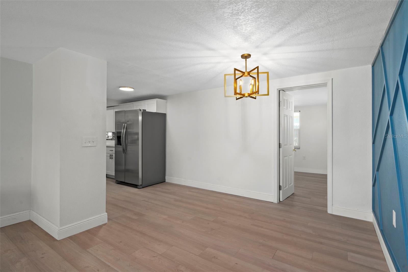 Image 10 of 27 For 5253 Falcon Drive