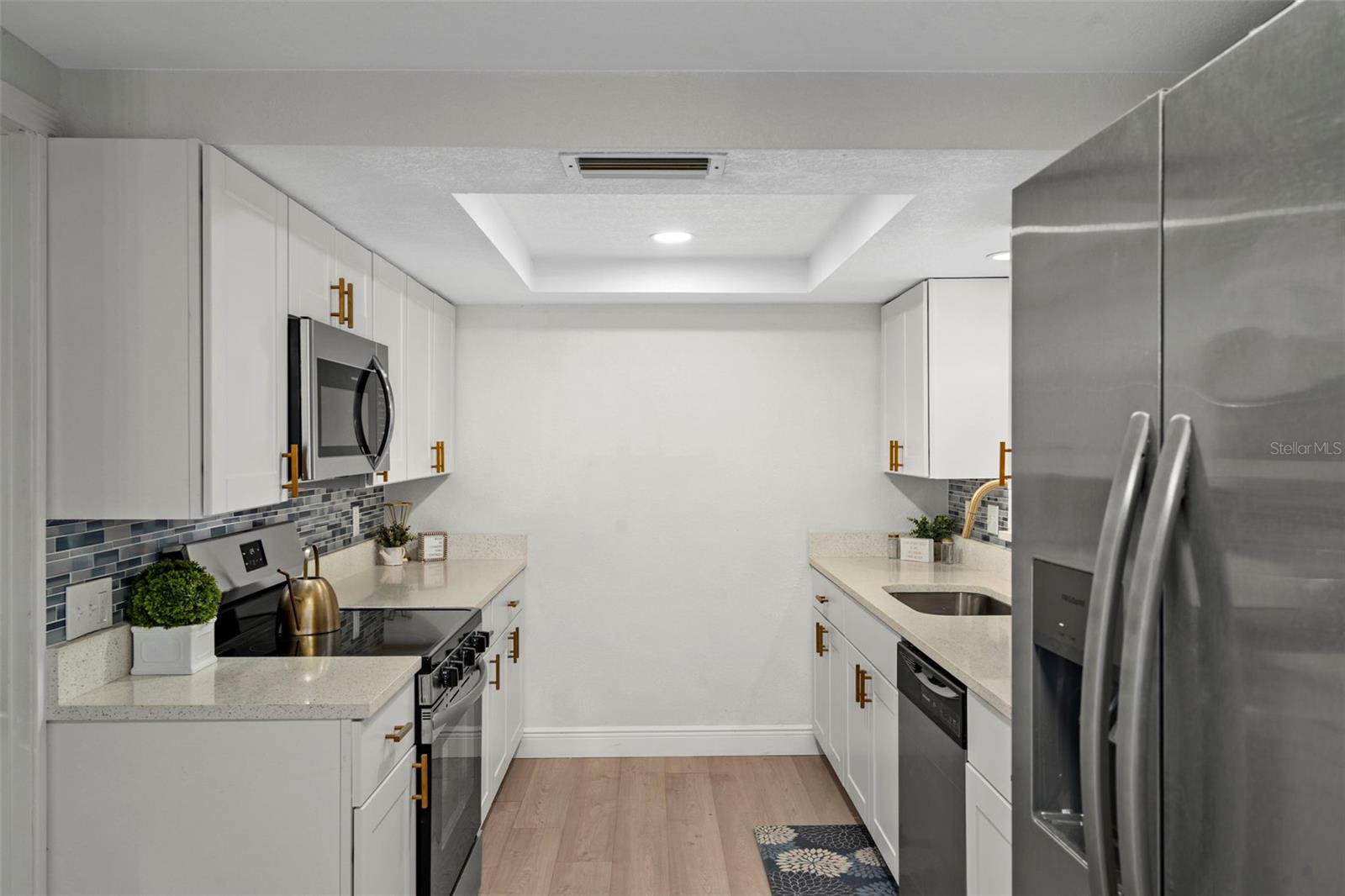 Image 12 of 27 For 5253 Falcon Drive