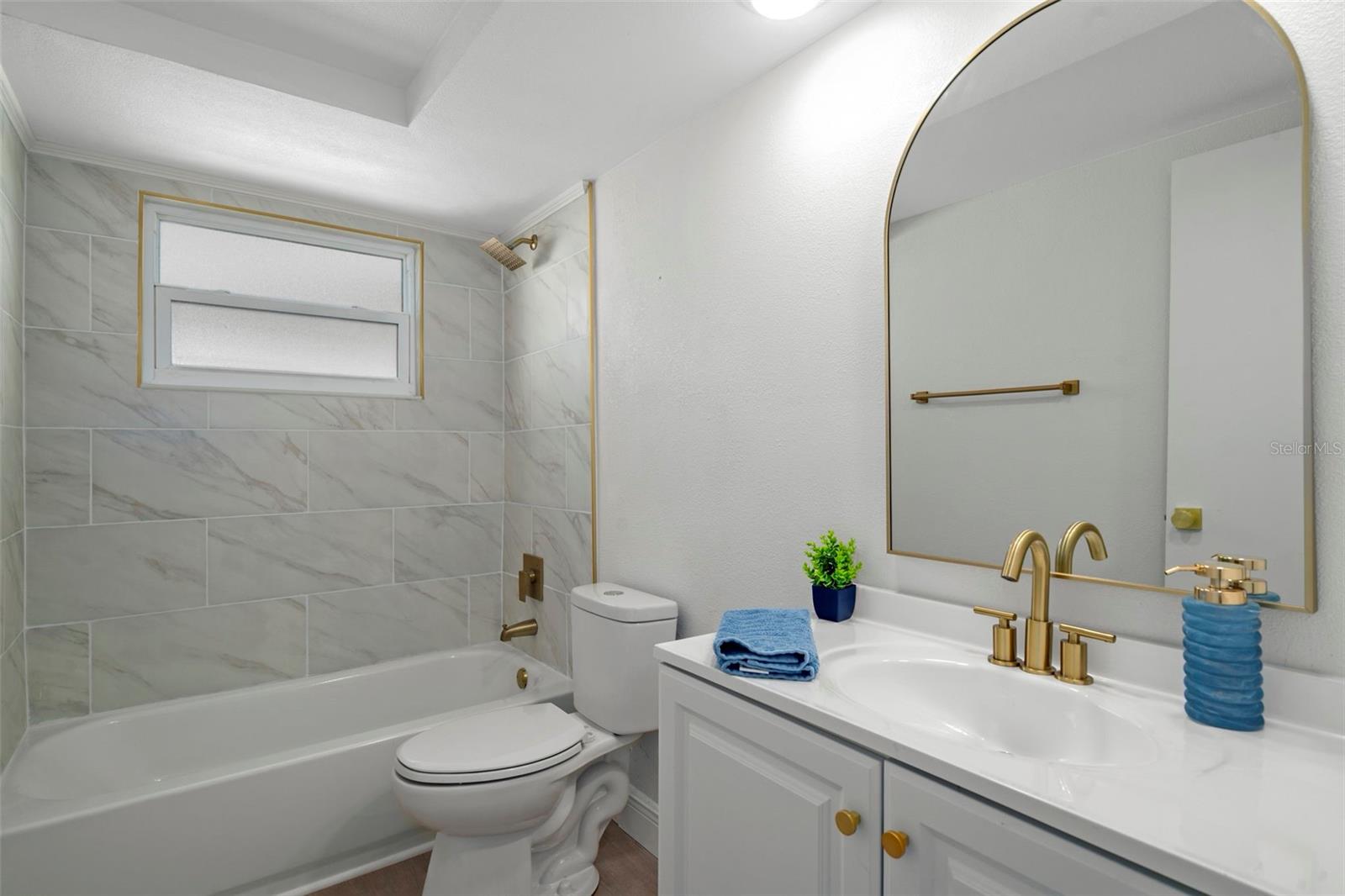 Image 19 of 27 For 5253 Falcon Drive