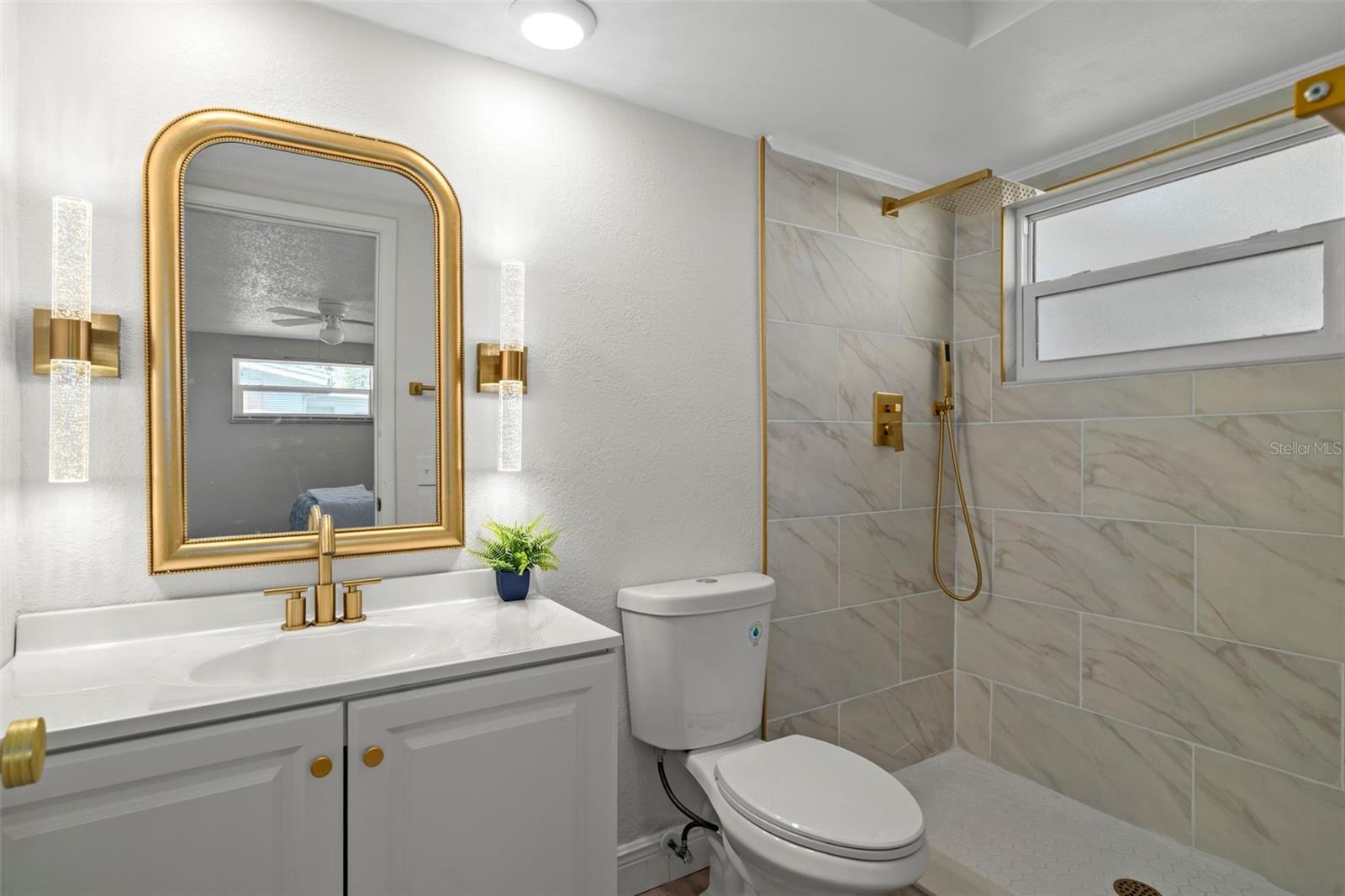 Image 5 of 27 For 5253 Falcon Drive