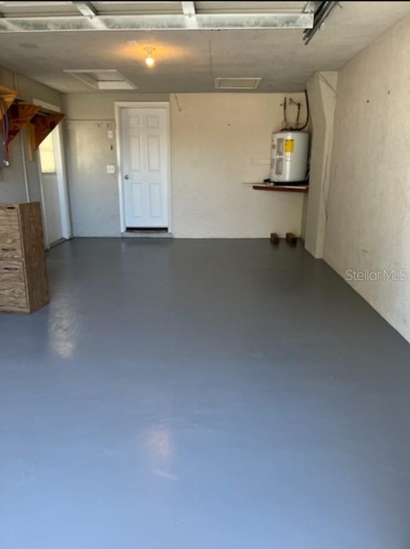 Image 7 of 13 For 11010 Tamarix Avenue