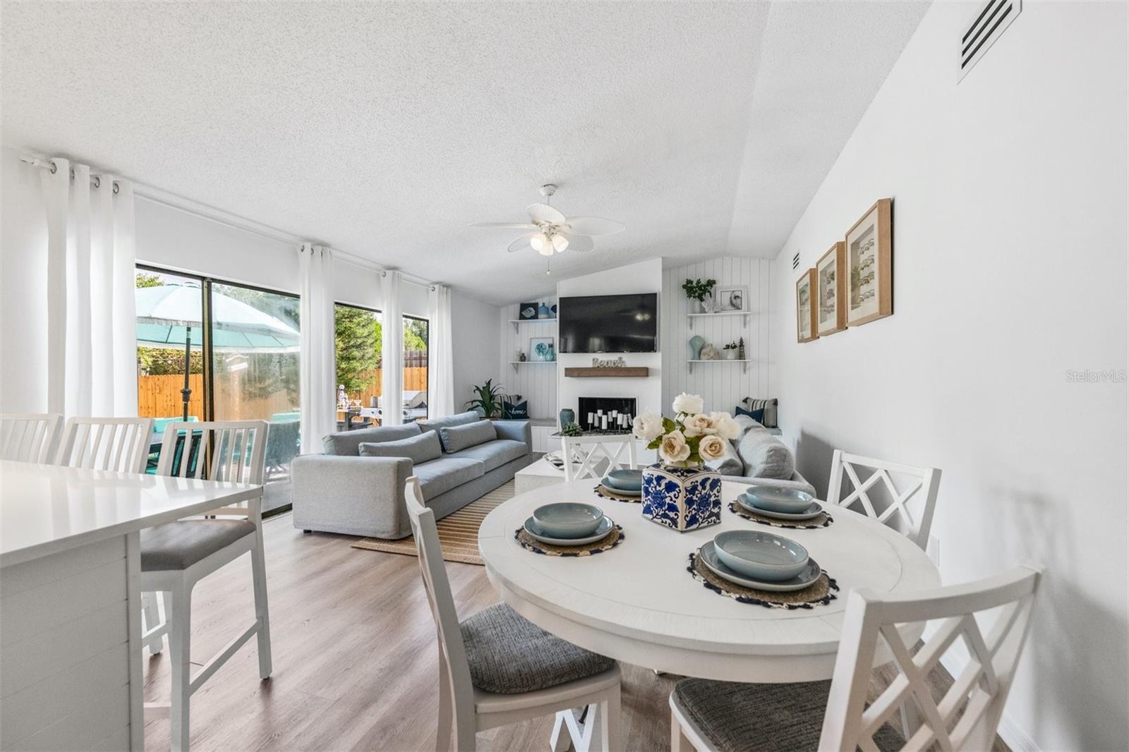 Image 17 of 88 For 2911 Woodpine Court