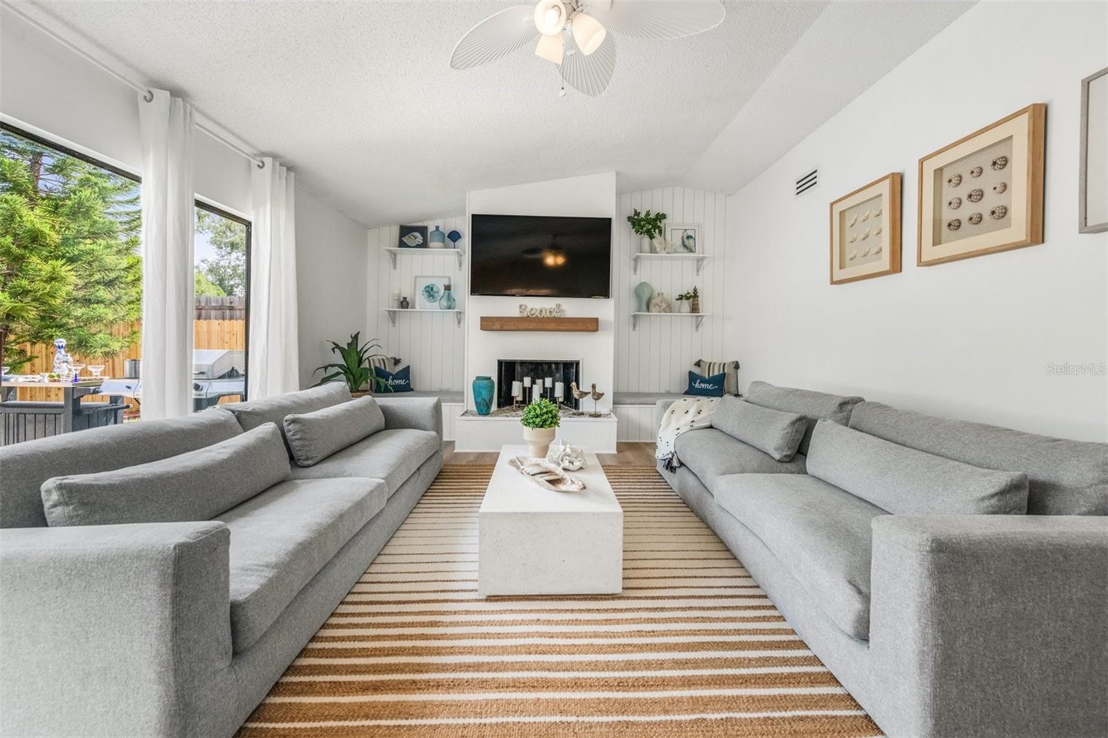 Image 20 of 88 For 2911 Woodpine Court