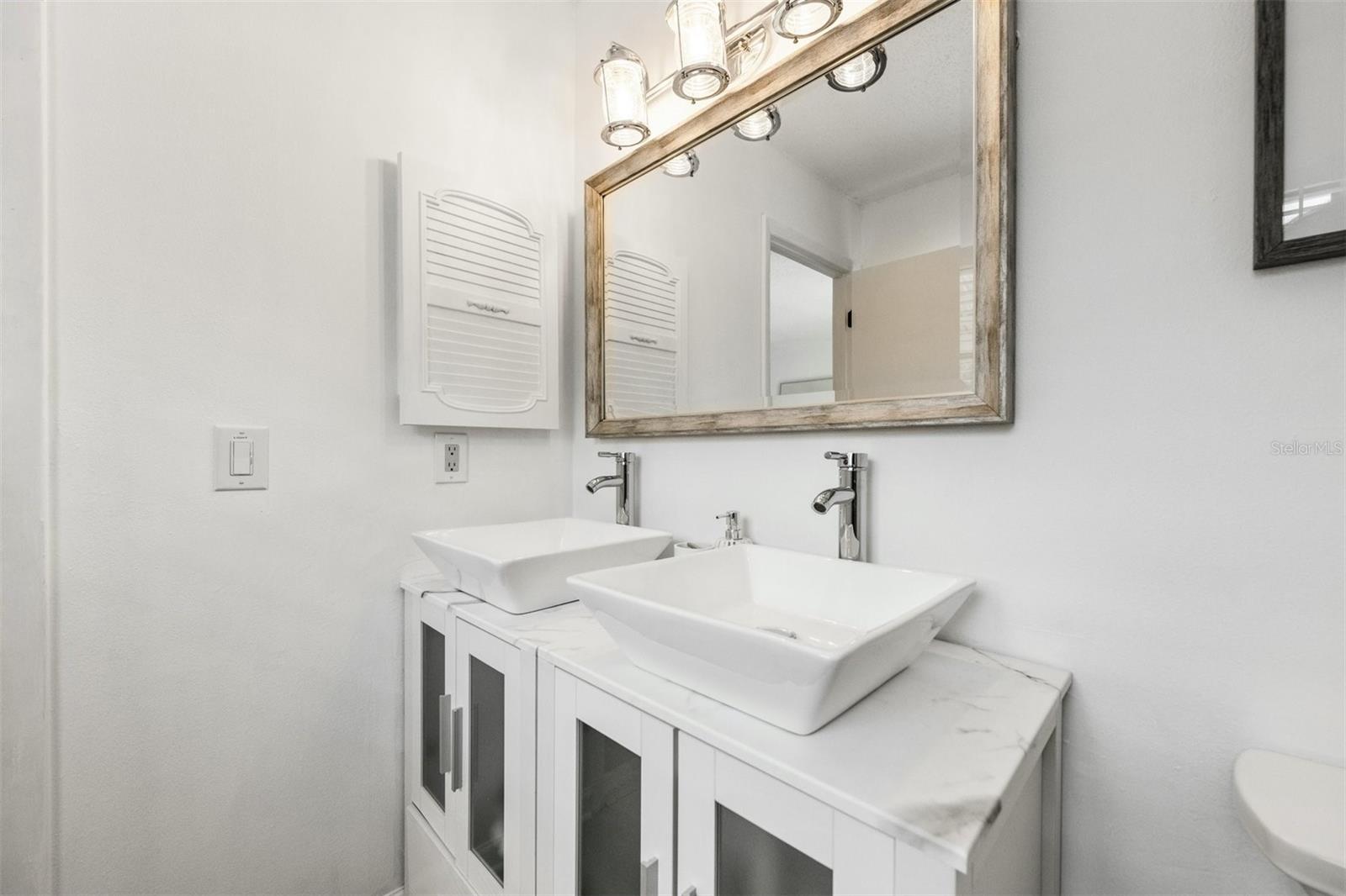 Image 30 of 88 For 2911 Woodpine Court