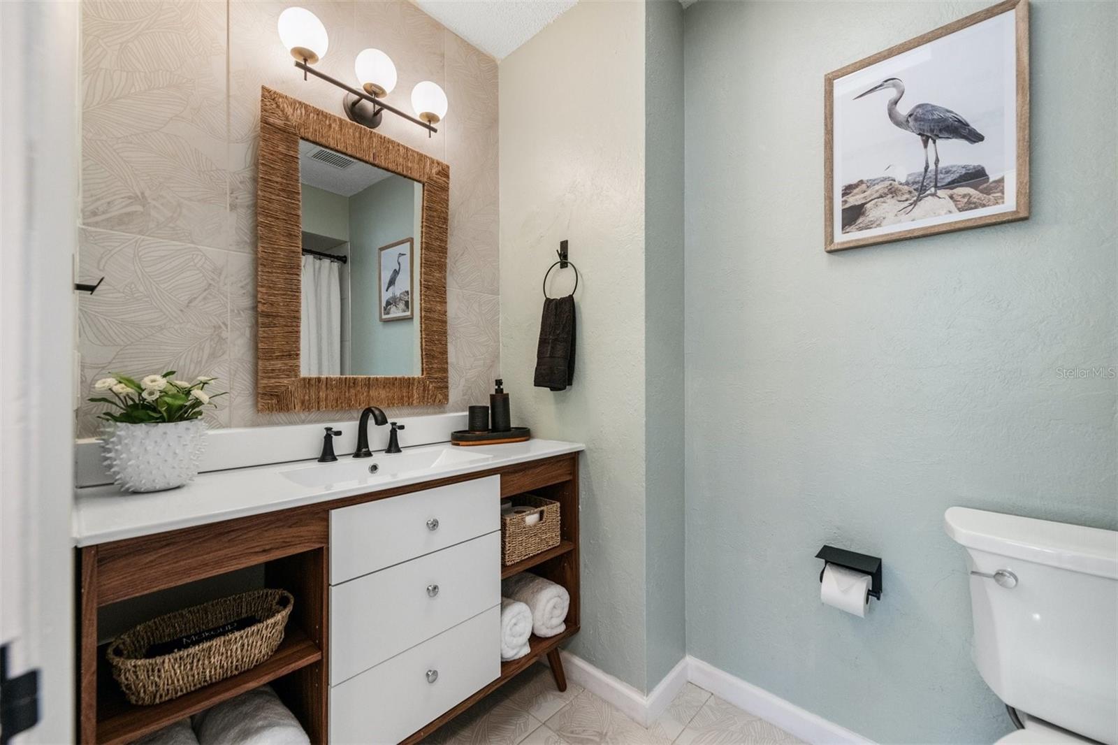 Image 35 of 88 For 2911 Woodpine Court