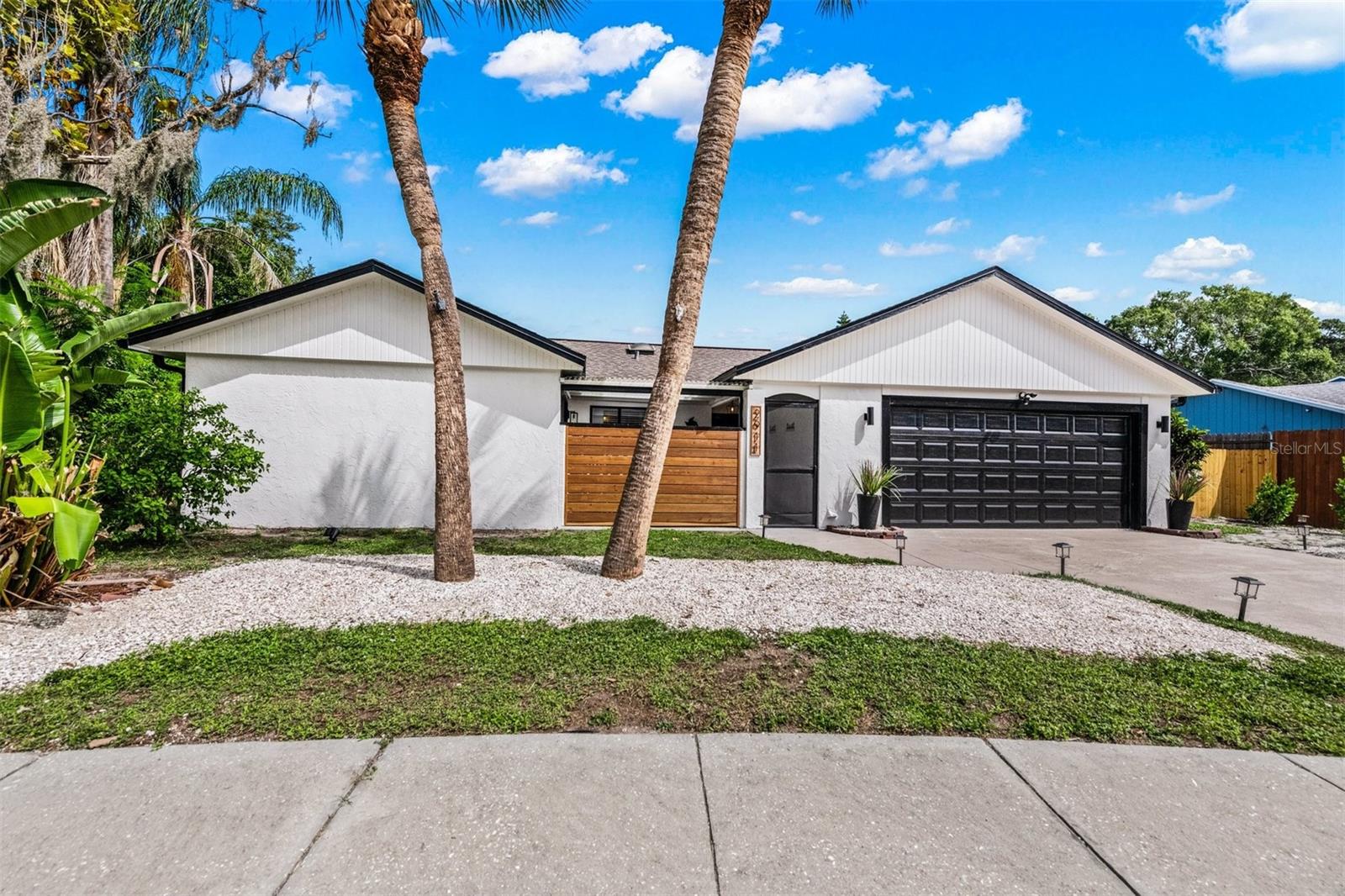 Image 52 of 88 For 2911 Woodpine Court