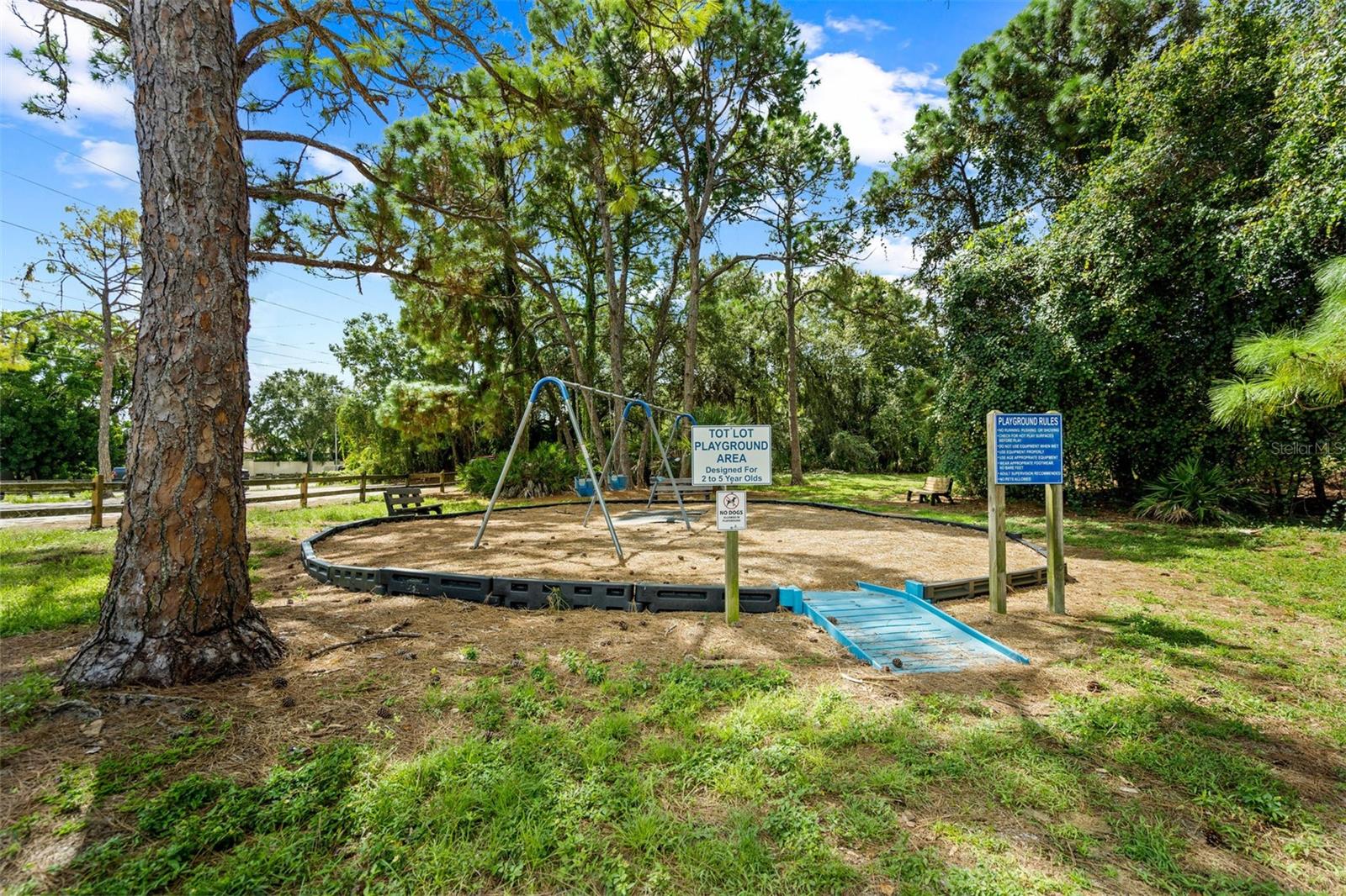 Image 57 of 88 For 2911 Woodpine Court