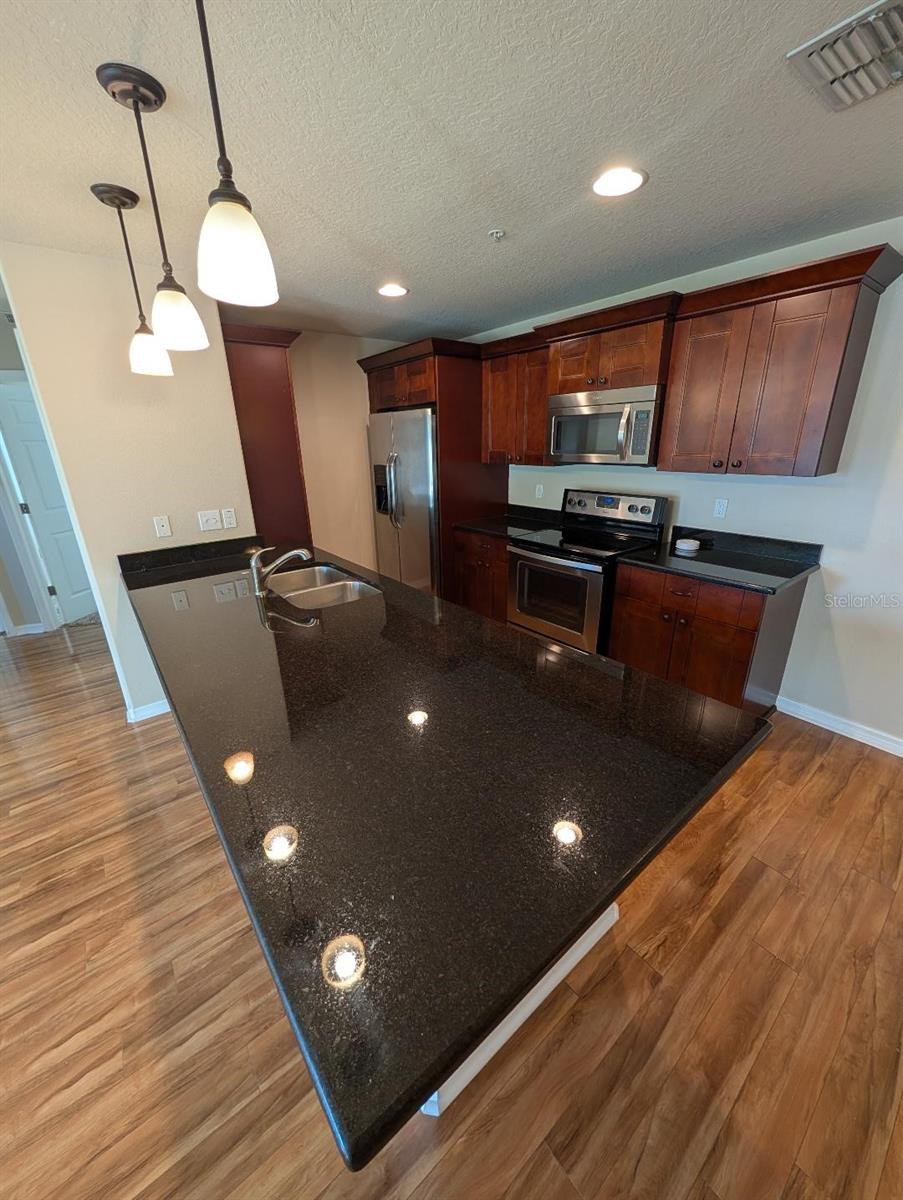 Image 10 of 24 For 5064 Royal Palms Way 203