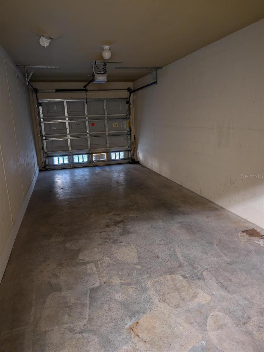 Image 18 of 24 For 5064 Royal Palms Way 203