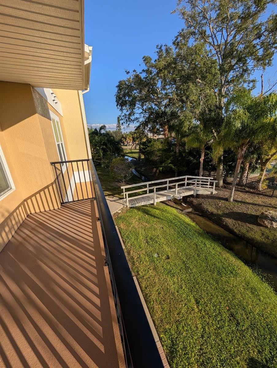 Image 21 of 24 For 5064 Royal Palms Way 203