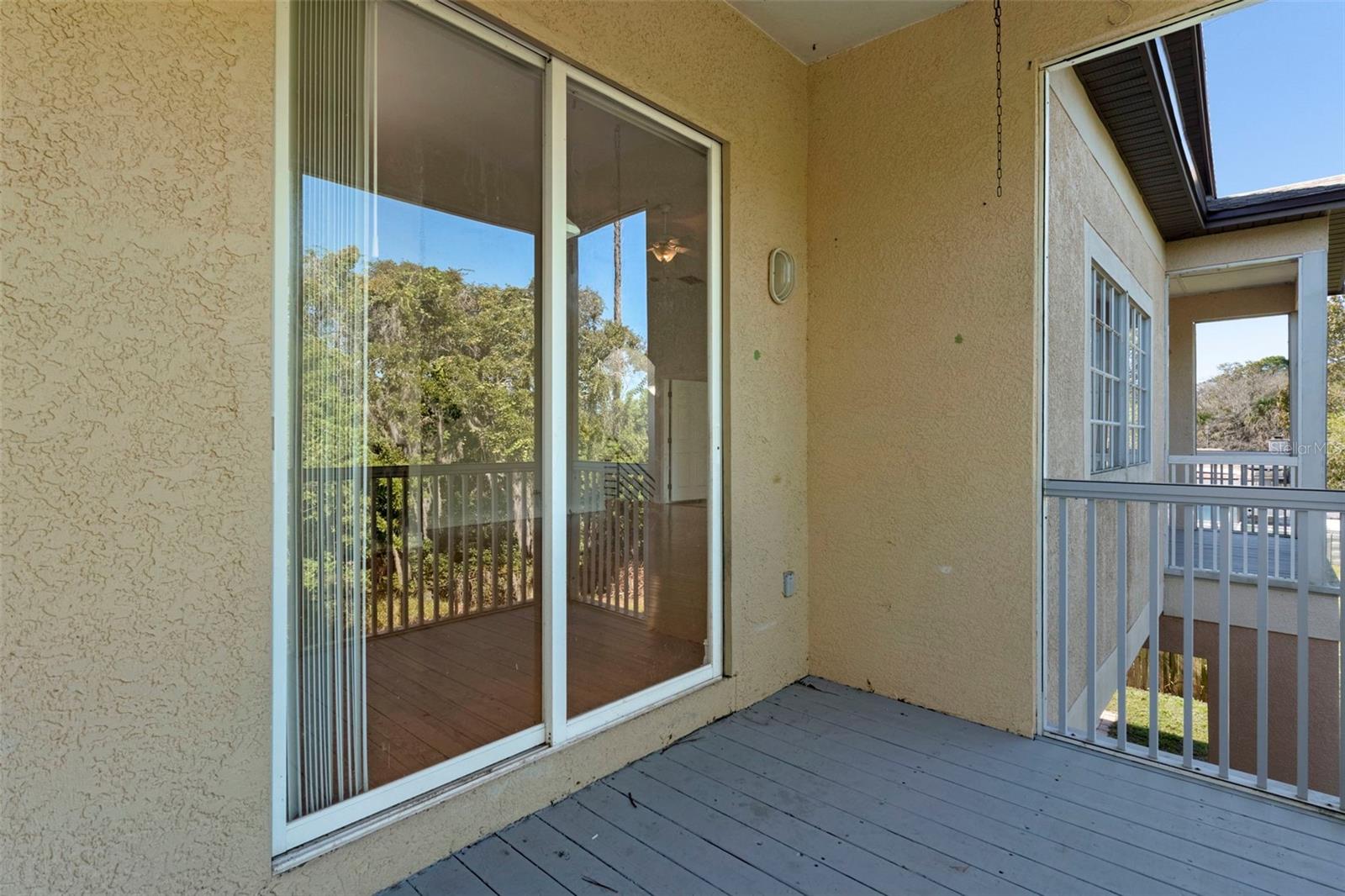 Image 11 of 34 For 8229 Gulf Way