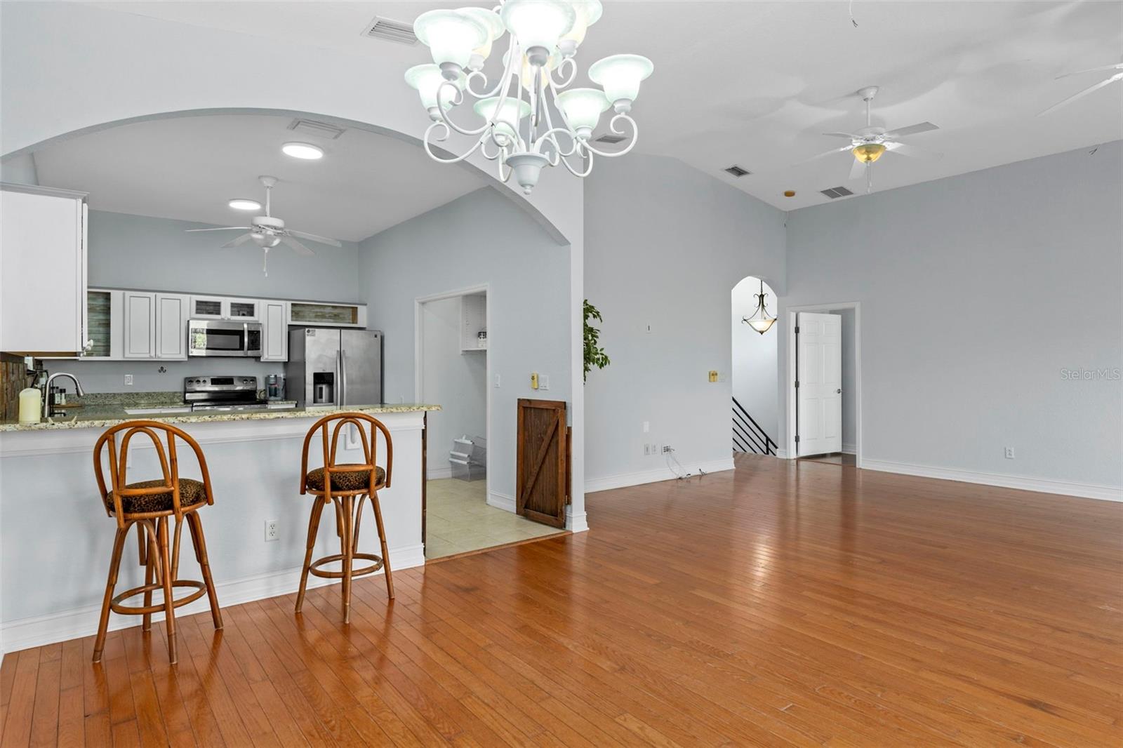 Image 15 of 34 For 8229 Gulf Way