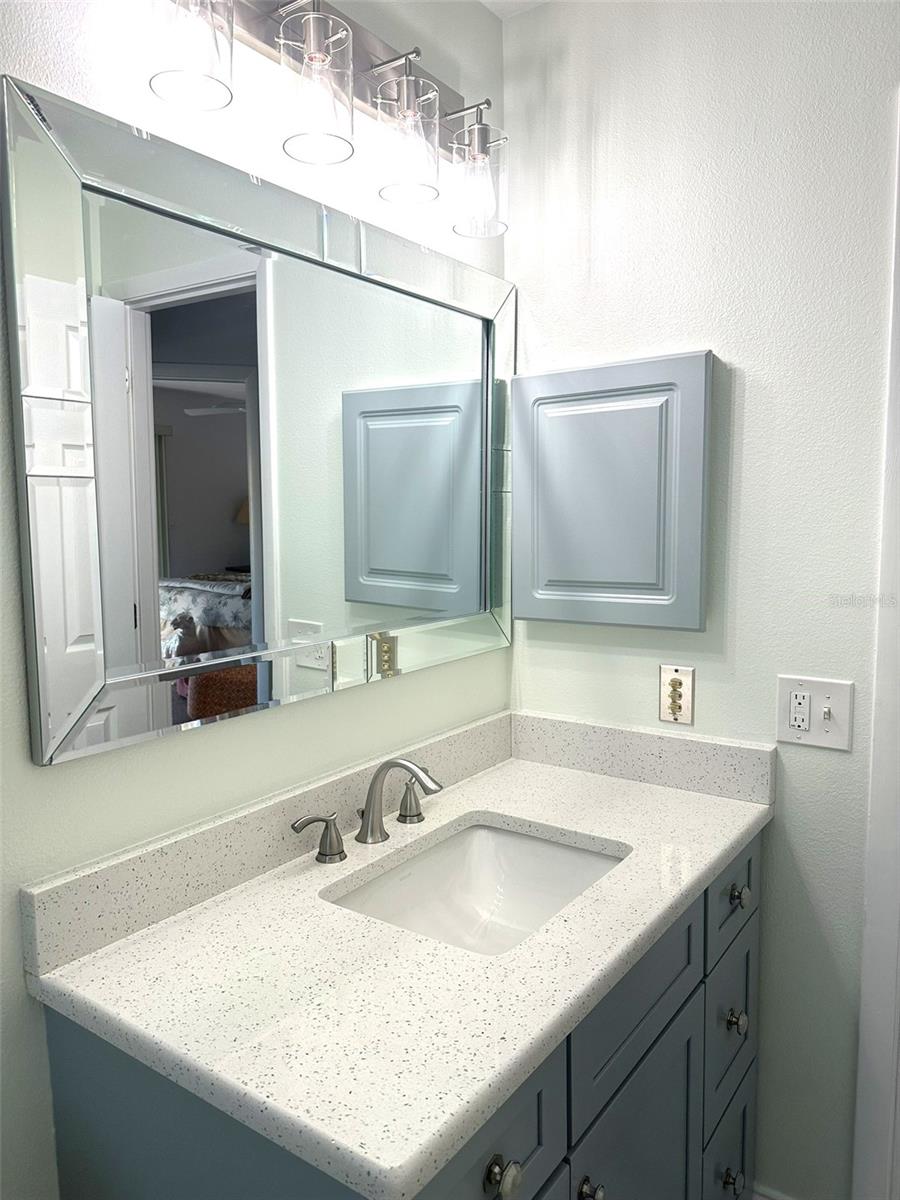 Image 11 of 25 For 12 Quails Run Boulevard 12