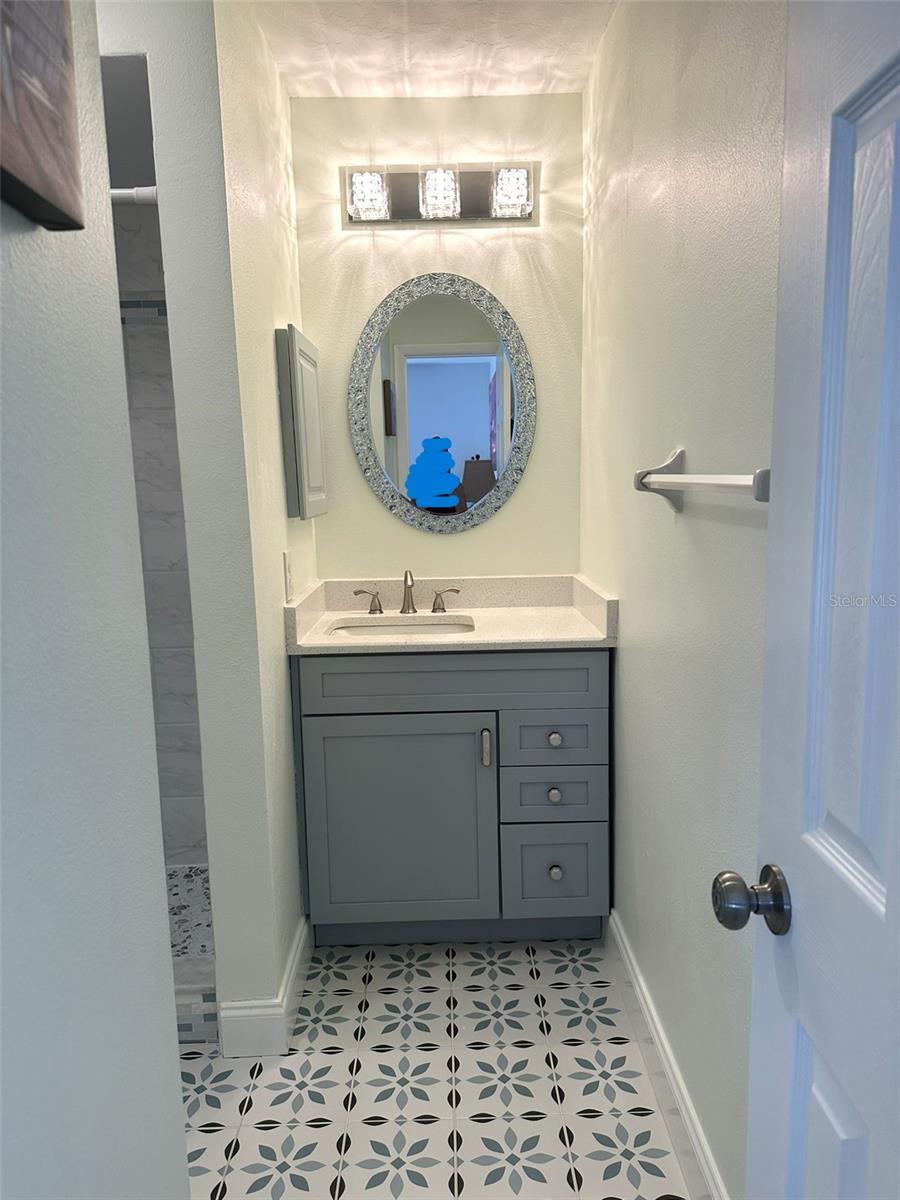 Image 14 of 25 For 12 Quails Run Boulevard 12