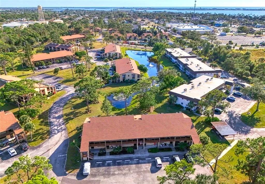 Image 23 of 25 For 12 Quails Run Boulevard 12