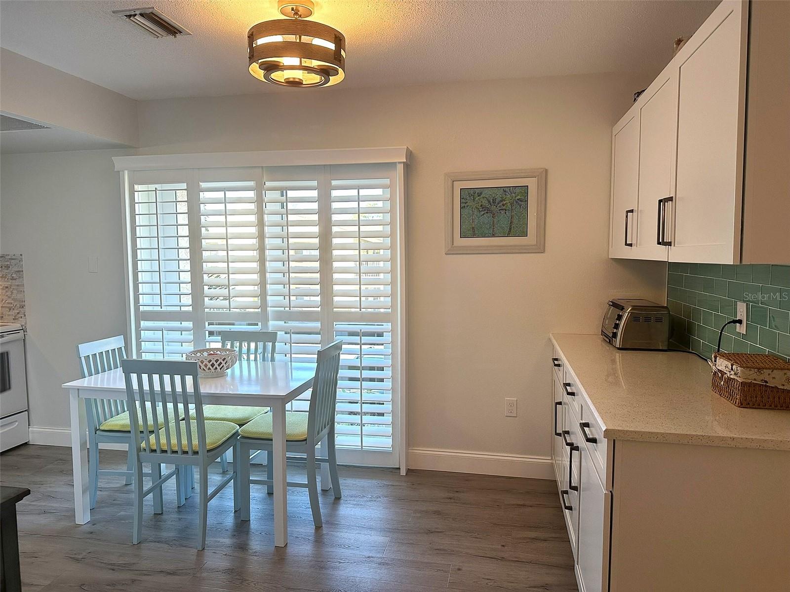 Image 4 of 25 For 12 Quails Run Boulevard 12