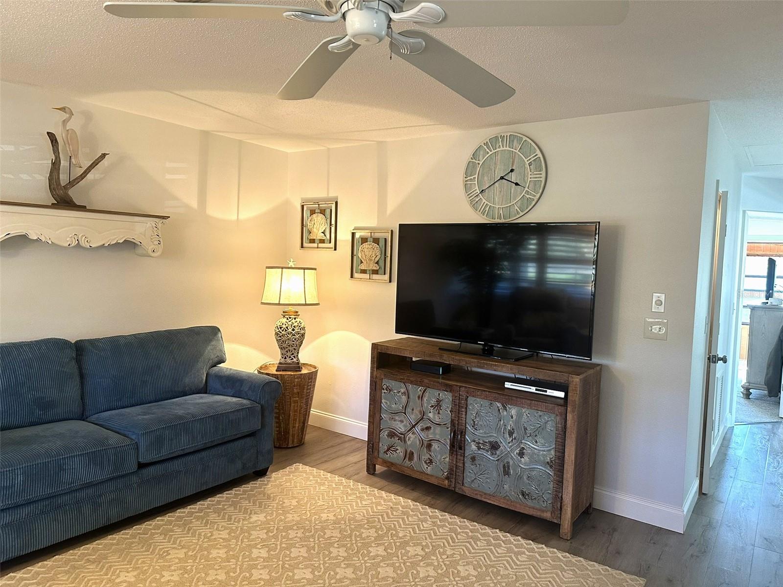 Image 8 of 25 For 12 Quails Run Boulevard 12