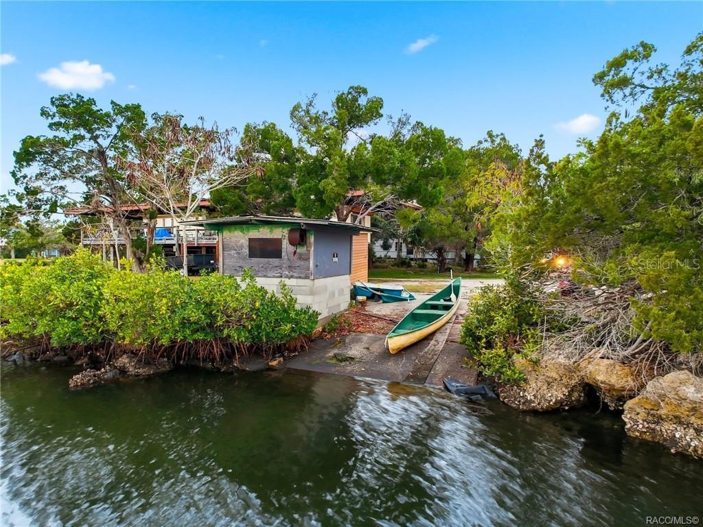 Image 12 of 39 For 14190 Sutton Court