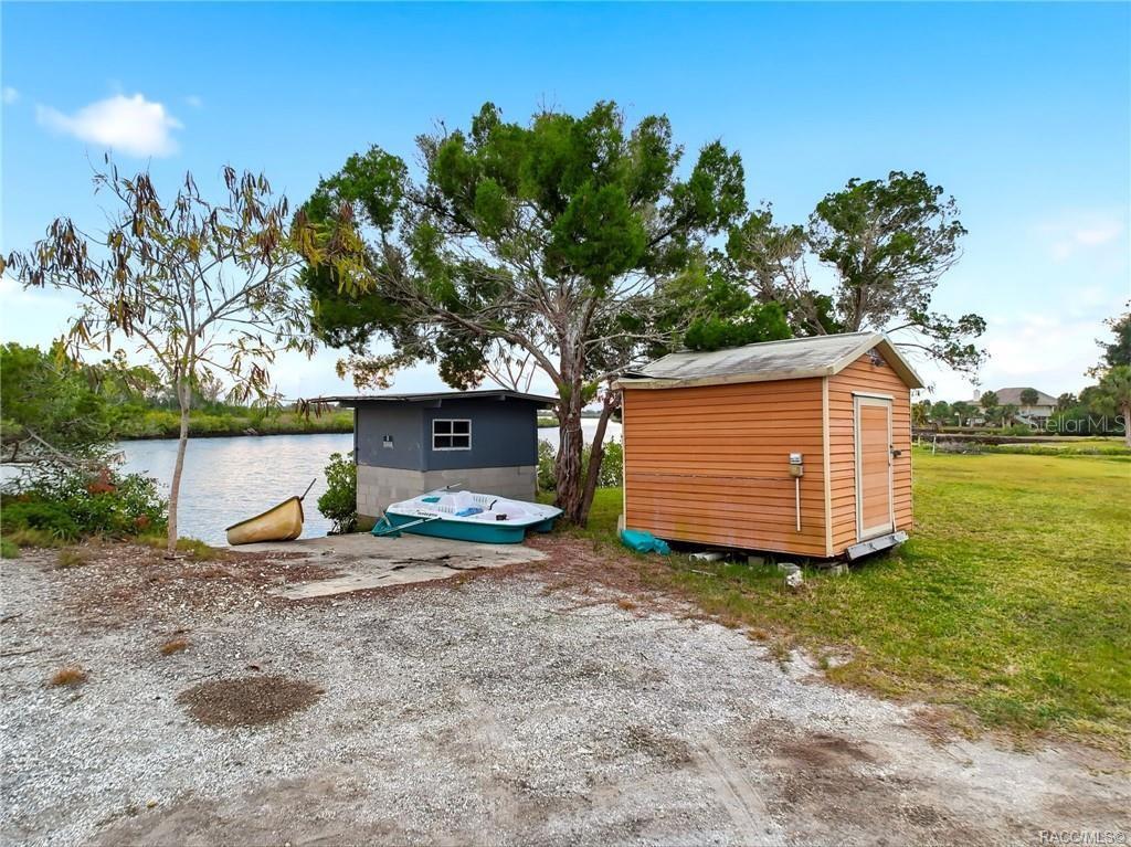 Image 14 of 39 For 14190 Sutton Court