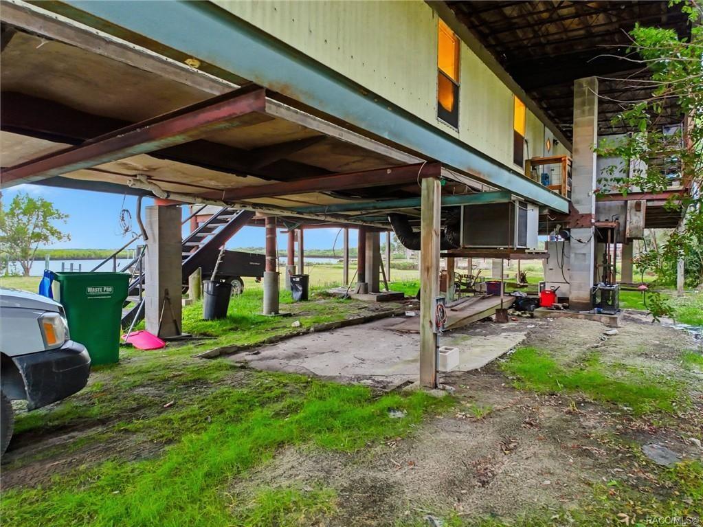 Image 15 of 39 For 14190 Sutton Court