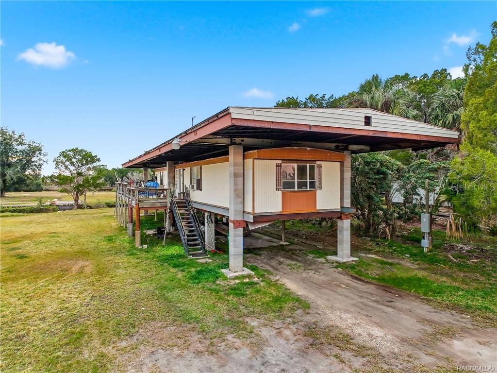 Image 16 of 39 For 14190 Sutton Court