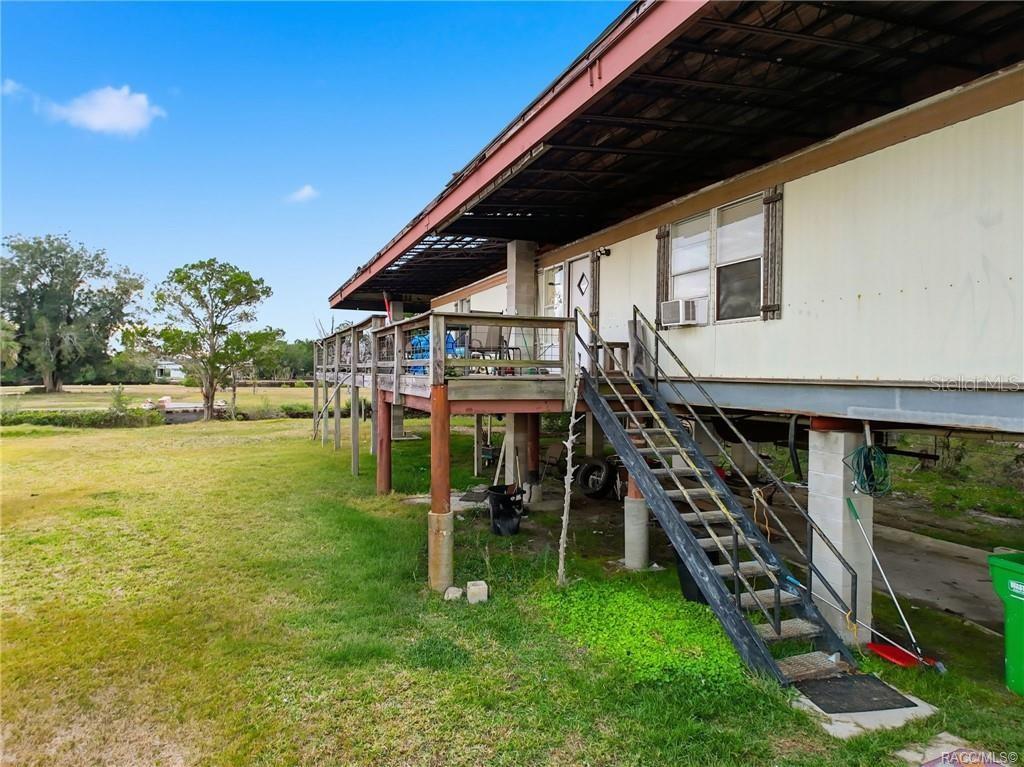 Image 22 of 39 For 14190 Sutton Court