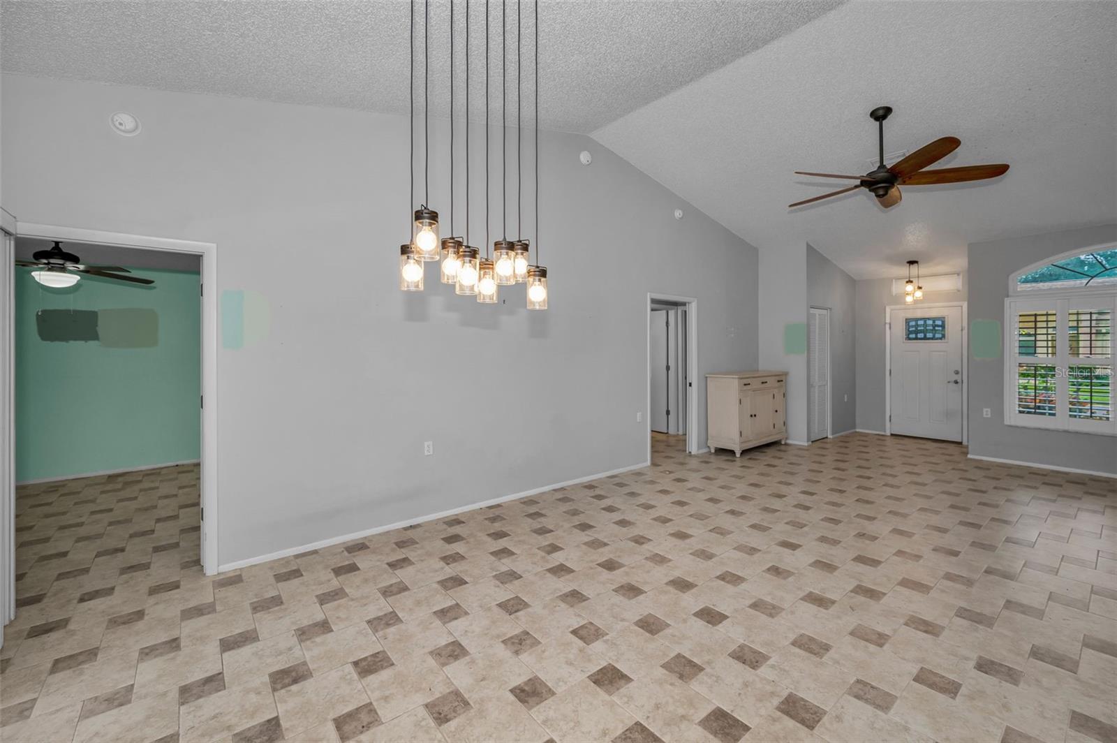 Image 11 of 72 For 6525 Pine Walk Drive