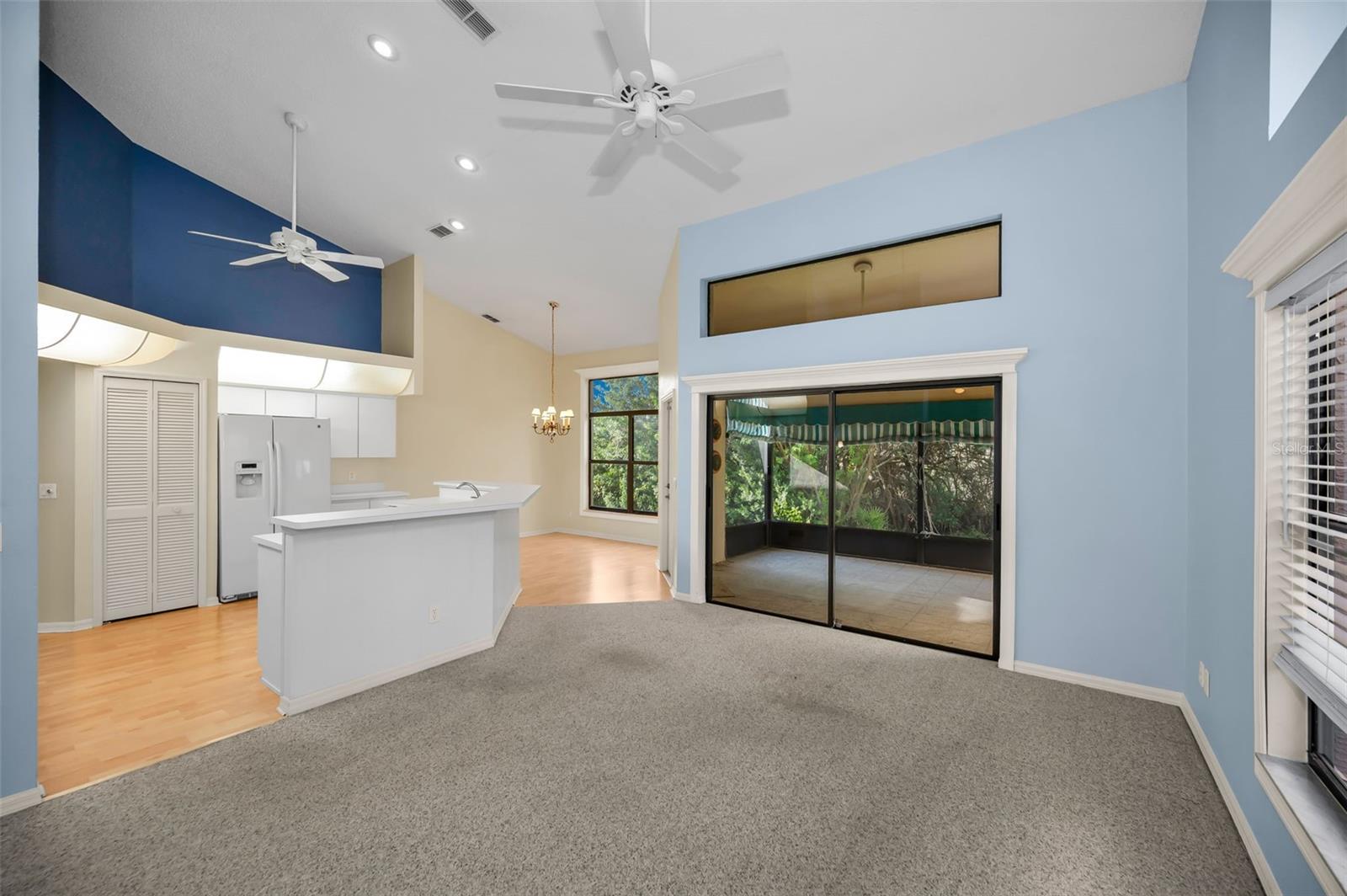 Image 17 of 59 For 9405 Palm Haven Court