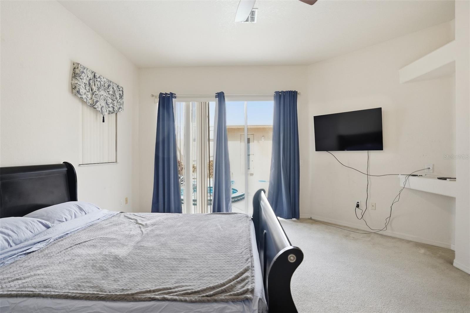 Image 27 of 45 For 14260 Pullman Drive