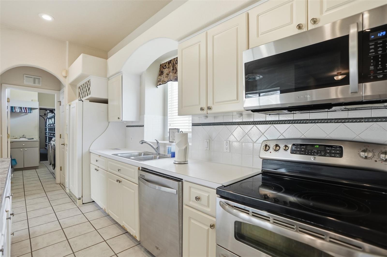 Image 7 of 45 For 14260 Pullman Drive