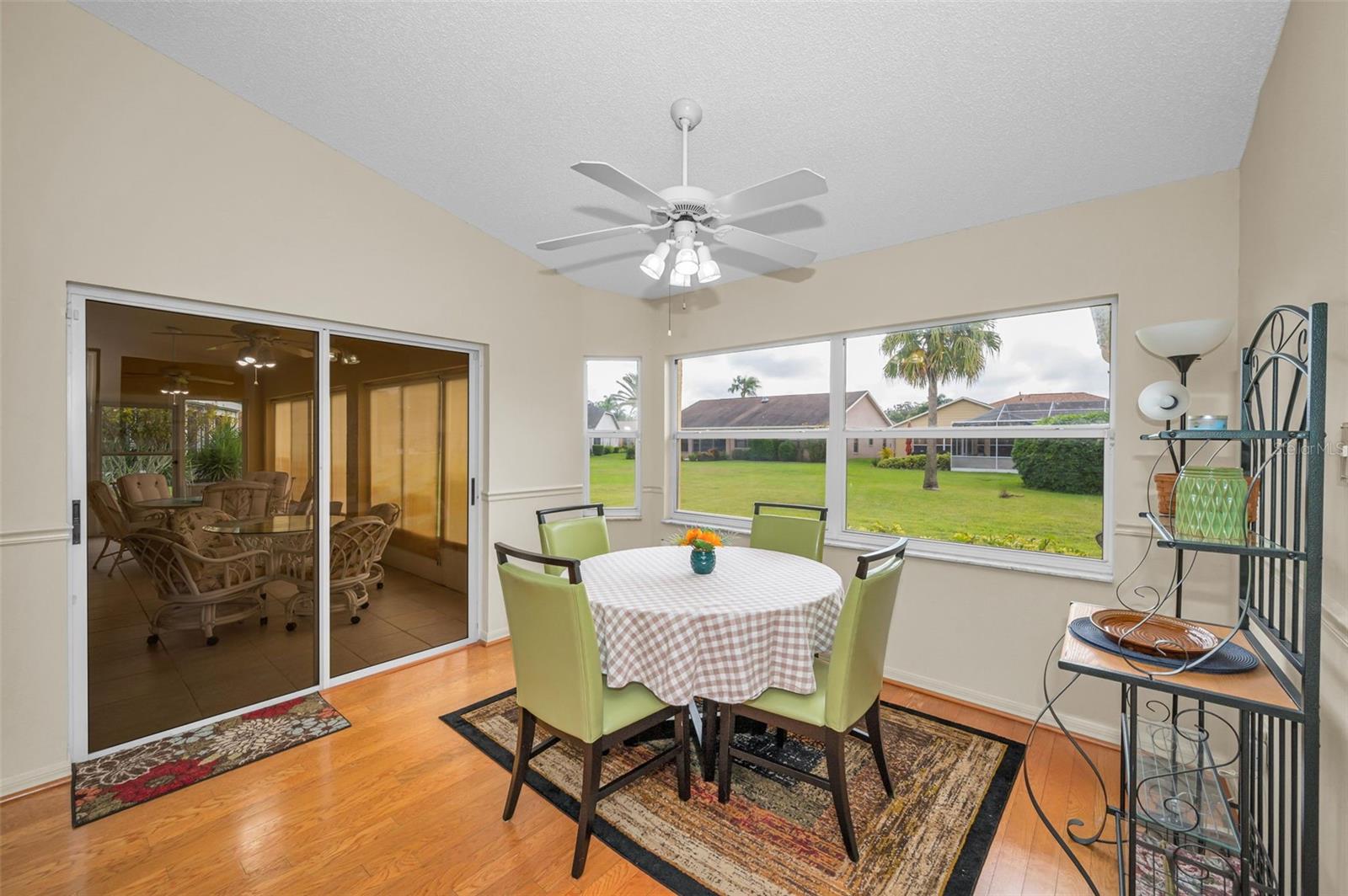 Image 18 of 59 For 6606 Garden Palm Court