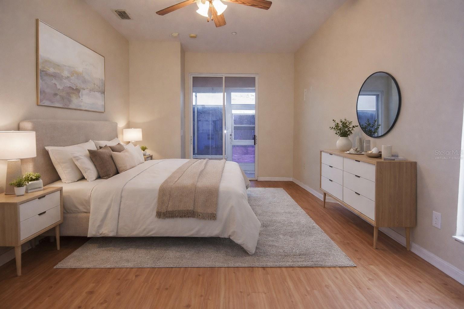 Image 15 of 43 For 3467 Everett Avenue