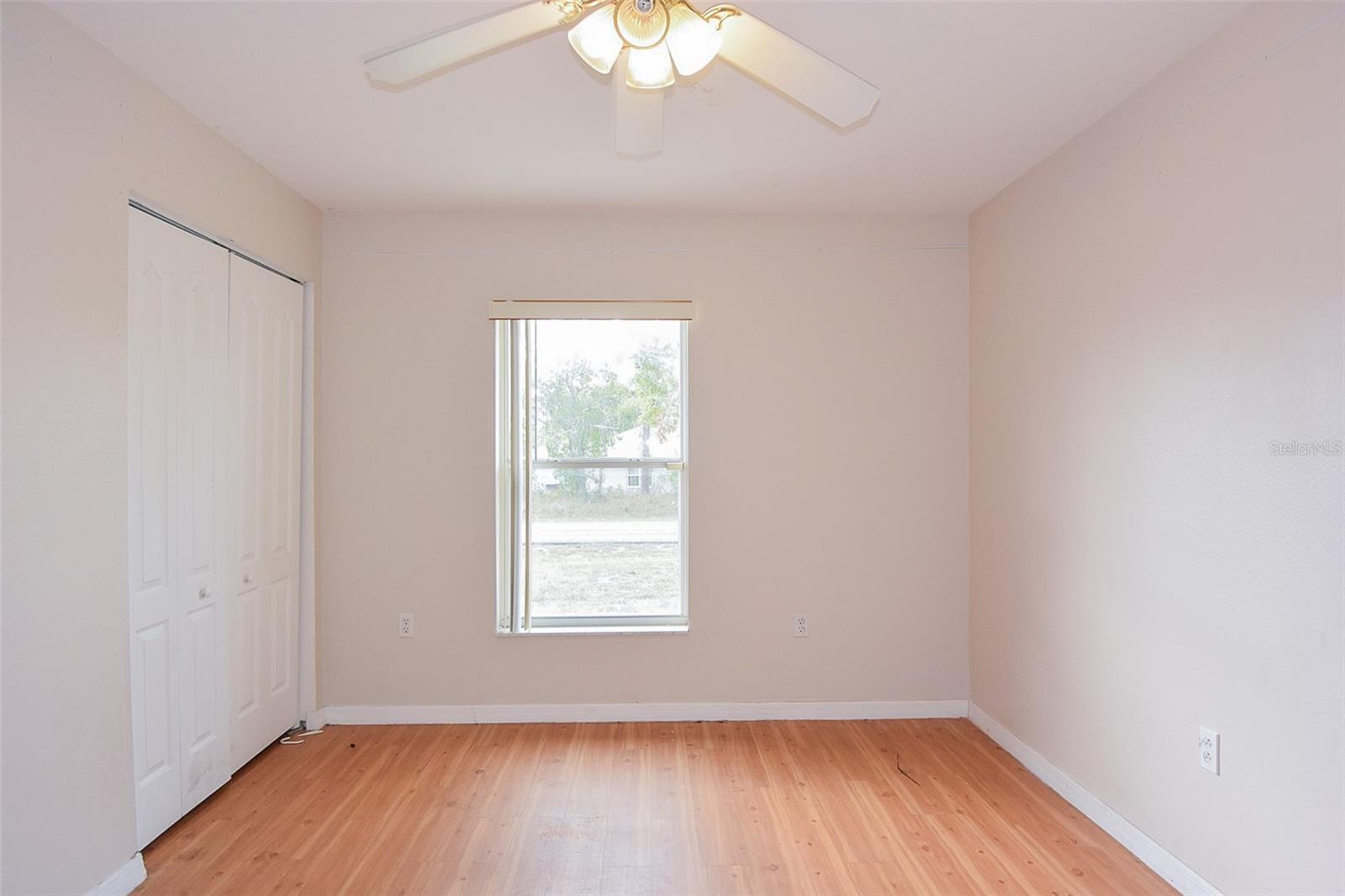 Image 30 of 43 For 3467 Everett Avenue