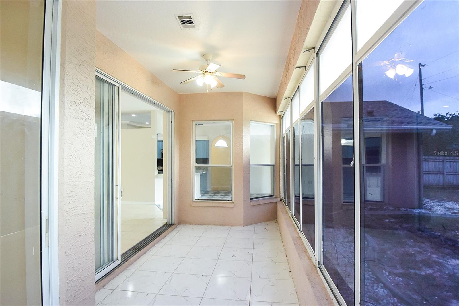 Image 34 of 43 For 3467 Everett Avenue