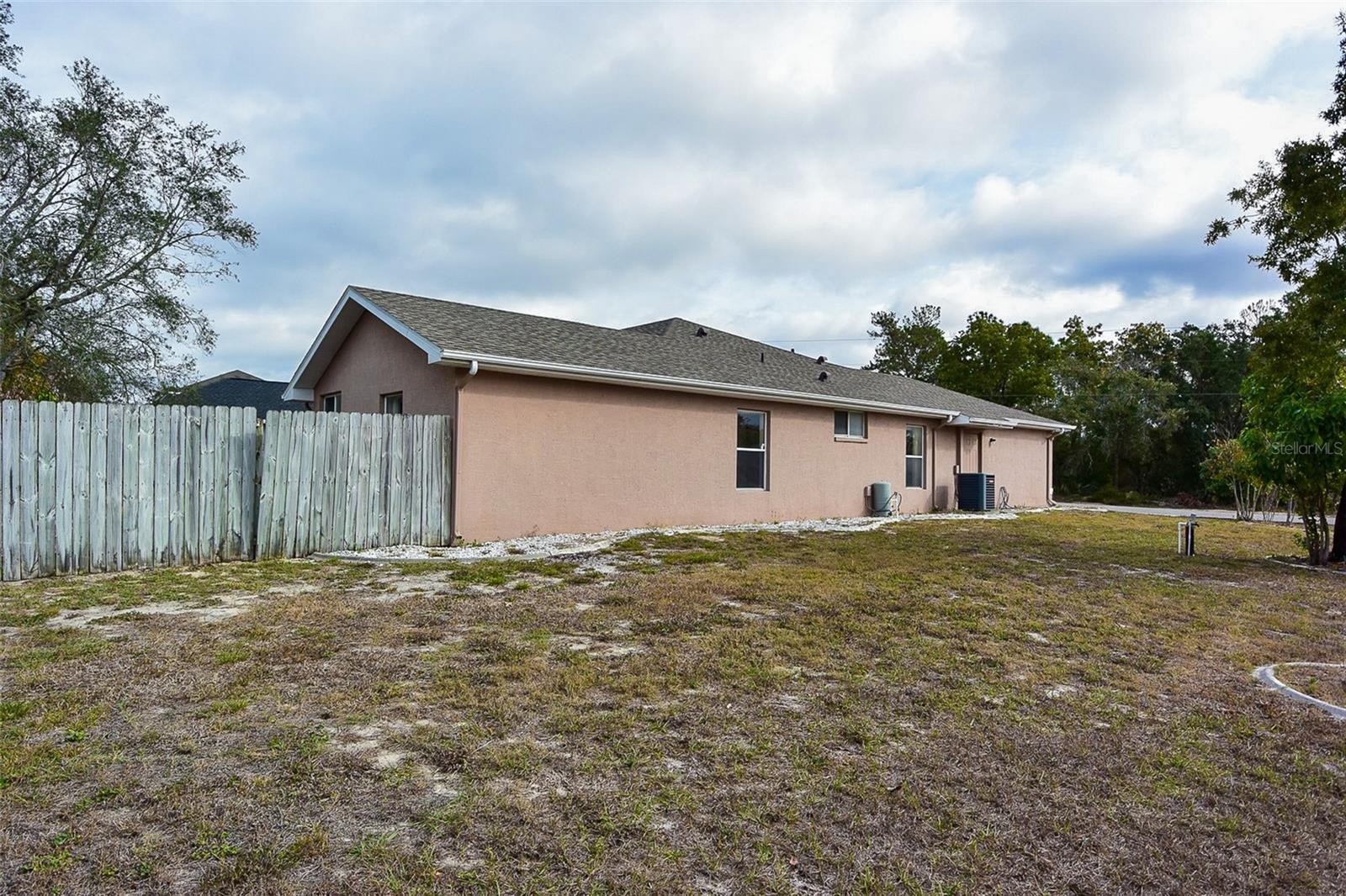 Image 41 of 43 For 3467 Everett Avenue