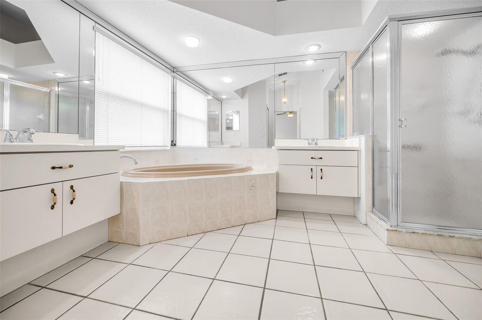 Image 20 of 66 For 6622 Pine Walk Drive