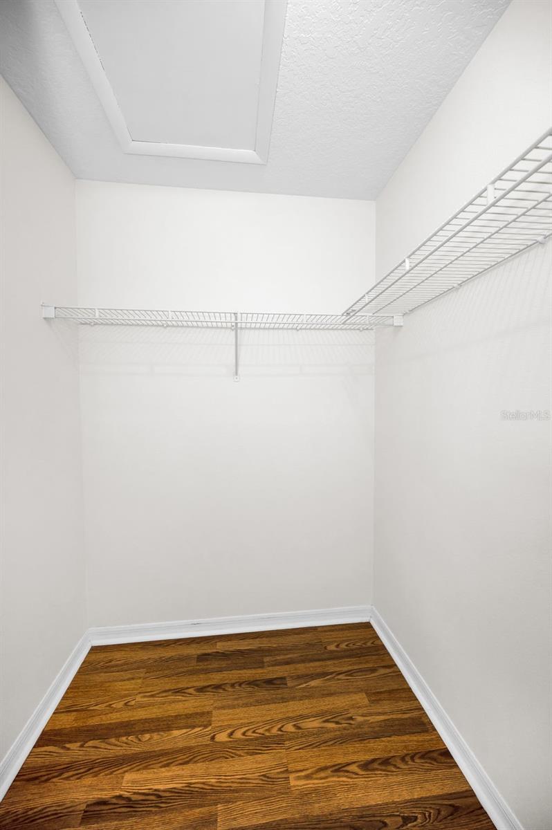 Image 22 of 66 For 6622 Pine Walk Drive