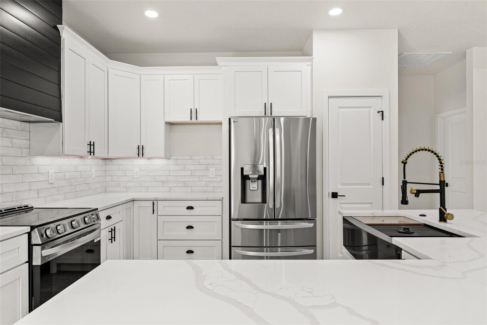 Image 17 of 56 For 7380 Bahama Swallow Avenue