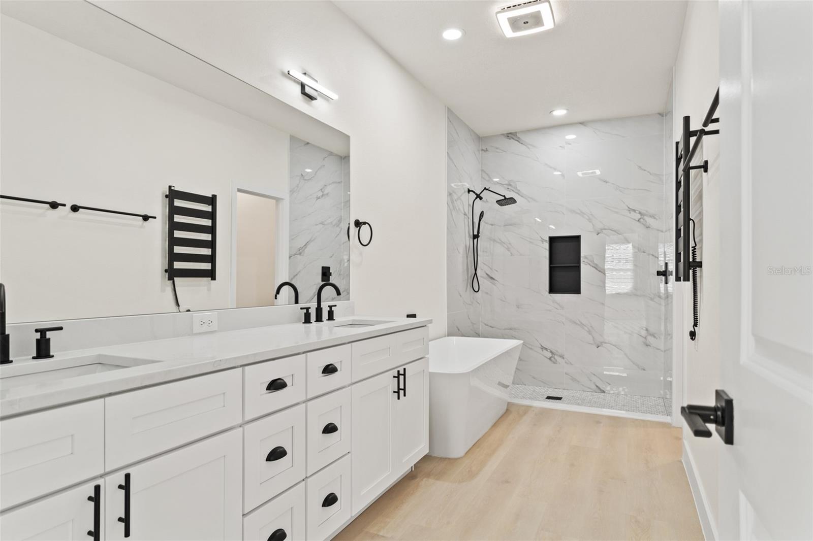 Image 26 of 56 For 7380 Bahama Swallow Avenue