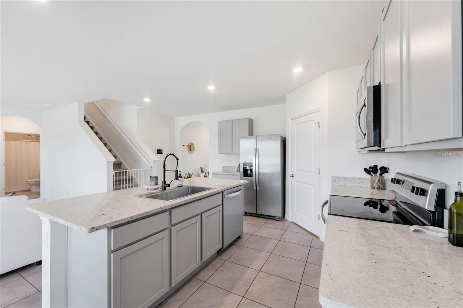 Image 10 of 43 For 30935 Penny Surf Loop