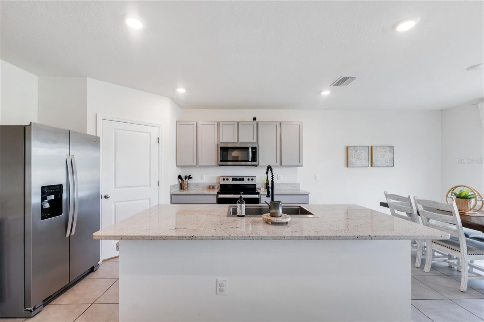 Image 12 of 43 For 30935 Penny Surf Loop