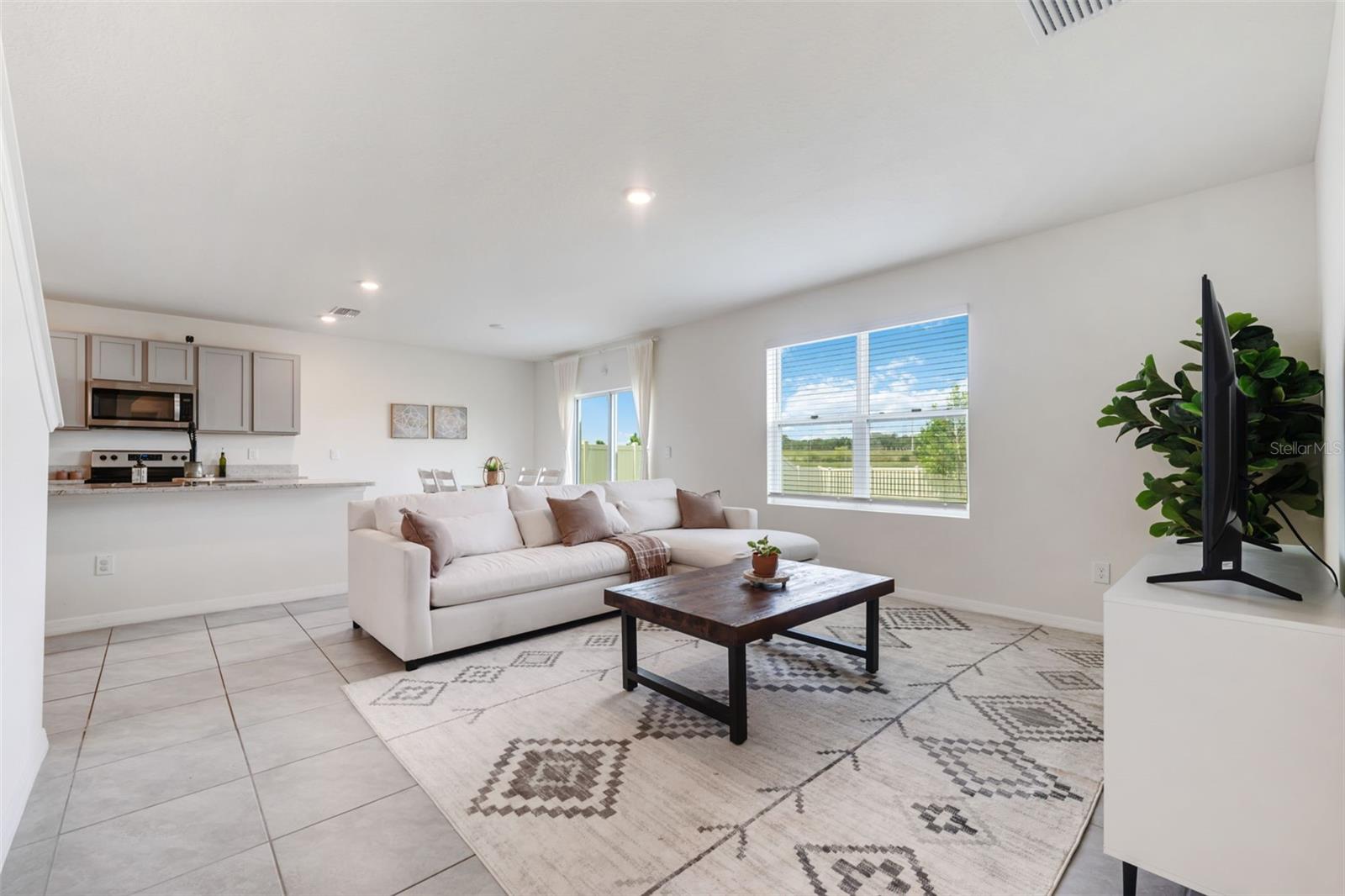 Image 7 of 43 For 30935 Penny Surf Loop