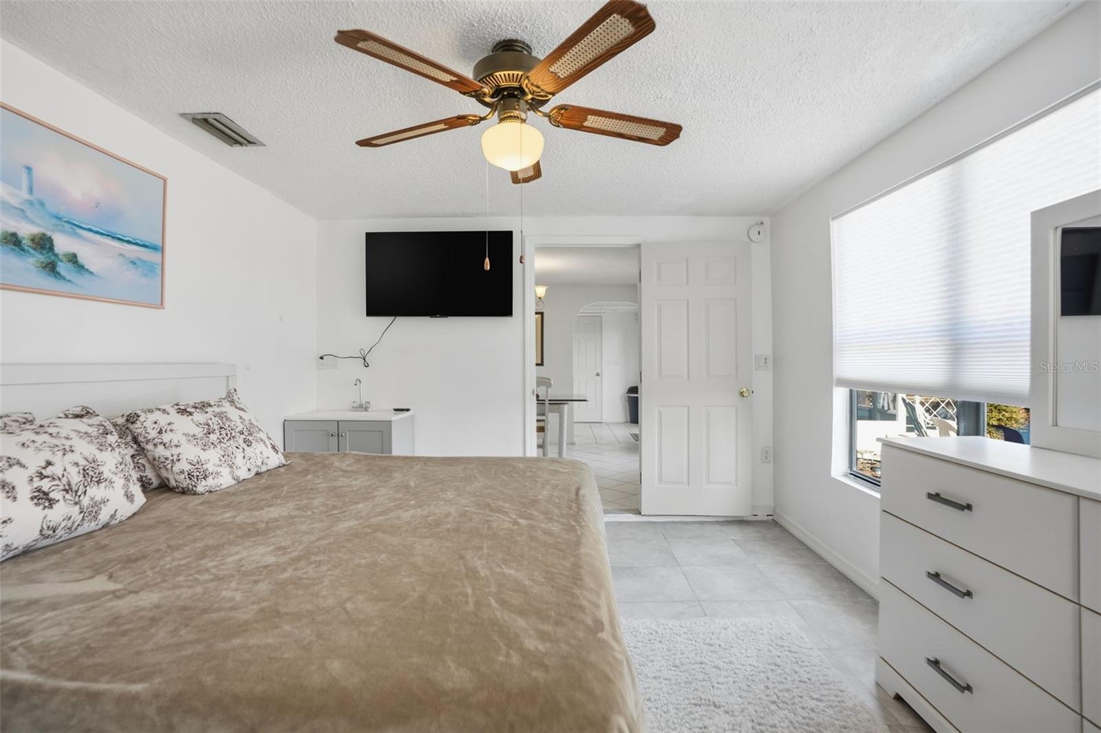 Image 22 of 48 For 13630 Garris Drive