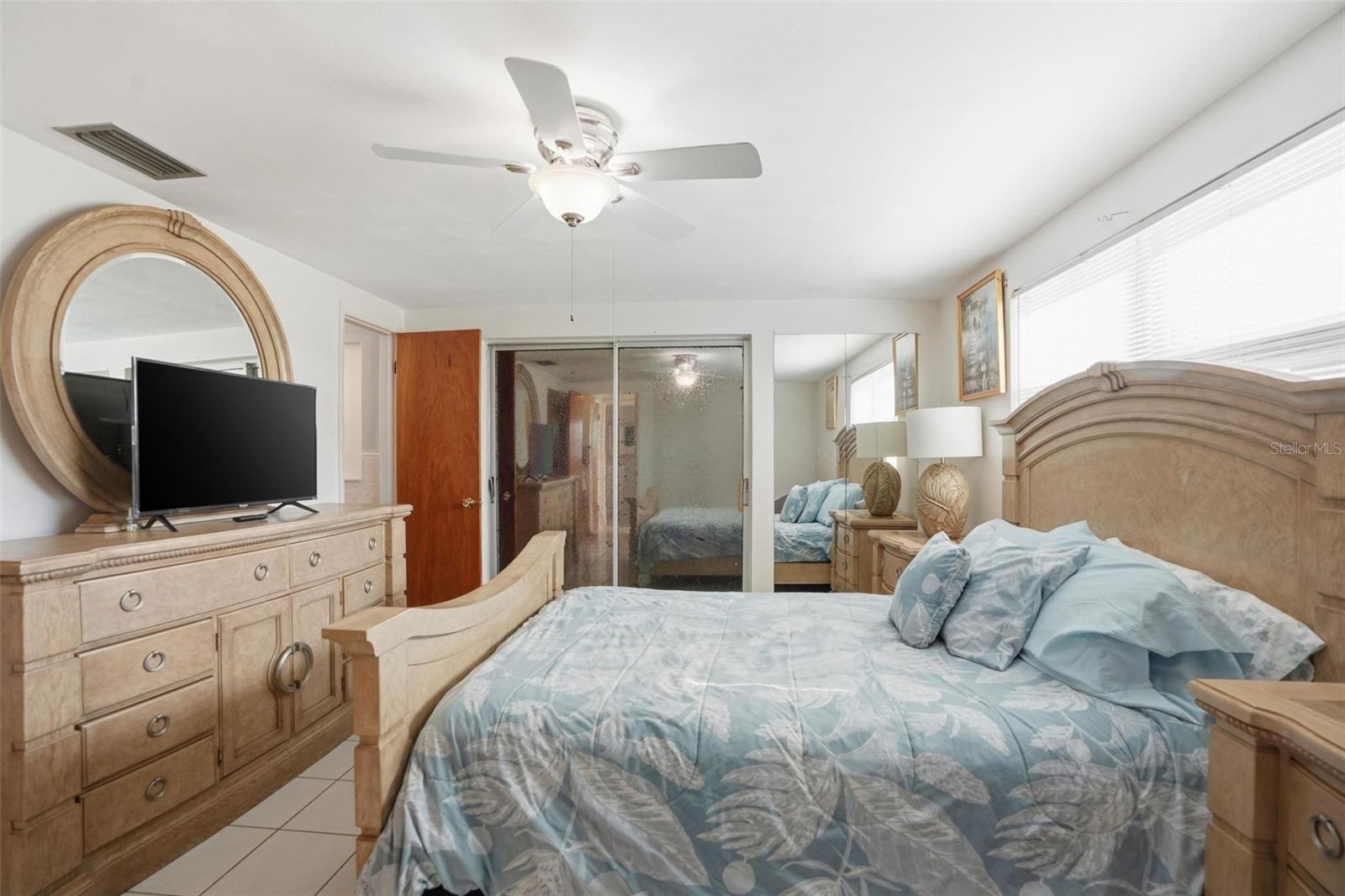 Image 24 of 48 For 13630 Garris Drive